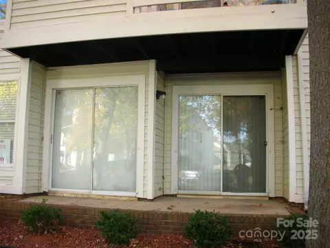 9603 Vinca A Cir #A, Charlotte, NC 28213