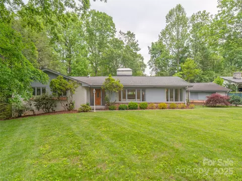 6 Browntown Rd, Asheville, NC 28803