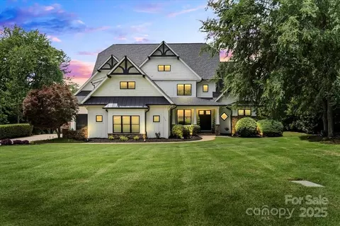 106 Kent Ct, Mooresville, NC 28117