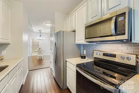 18605 Ruffner 3e Dr #3E, Cornelius, NC 28031 photo 8