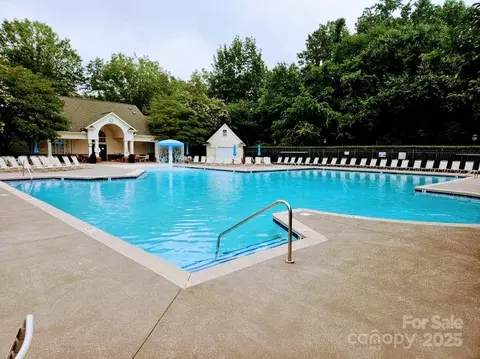 18605 Ruffner 3e Dr #3E, Cornelius, NC 28031 photo 18