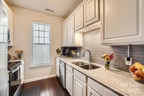 18605 Ruffner 3e Dr #3E, Cornelius, NC 28031 photo 6