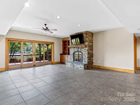 514 Eagle Lake Dr, Brevard, NC 28712 photo 33