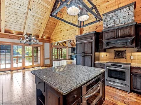 514 Eagle Lake Dr, Brevard, NC 28712 photo 16