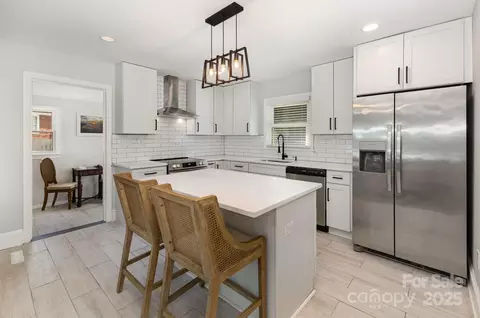 3615 Kempton Pl, Charlotte, NC 28208