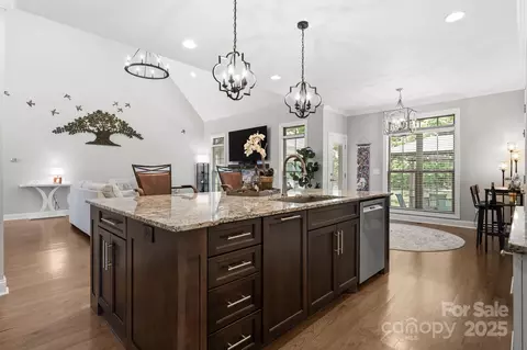 73 41st Nw Ave NW, Hickory, NC 28601 photo 11