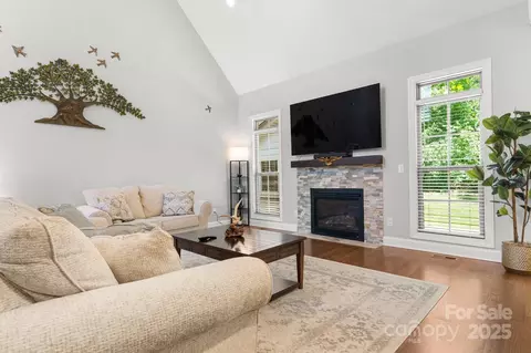 73 41st Nw Ave NW, Hickory, NC 28601 photo 6