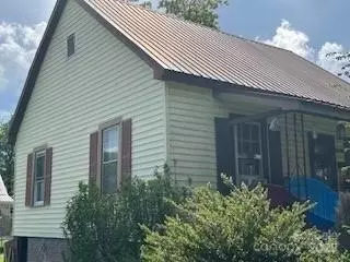 135 6th C 31 St #31, Marion, NC 28752