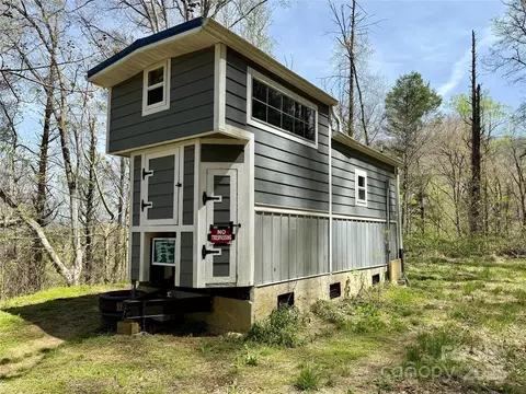 574 Allen Dr, Marshall, NC 28753