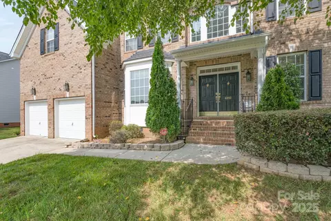 4392 Sunset Rose Dr, Fort Mill, SC 29708 photo 2