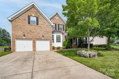 4392 Sunset Rose Dr, Fort Mill, SC 29708