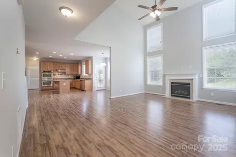 4392 Sunset Rose Dr, Fort Mill, SC 29708 photo 3