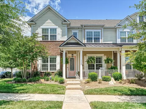 9405 Gladden Hill Ln, Pineville, NC 28134