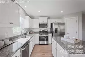 Entry Way - 571 Nesbe St, Lancaster, SC 29720 photo 1 of 1
