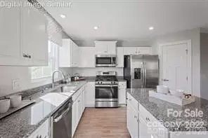 Entry Way - 571 Nesbe St, Lancaster, SC 29720 photo 1 of 1