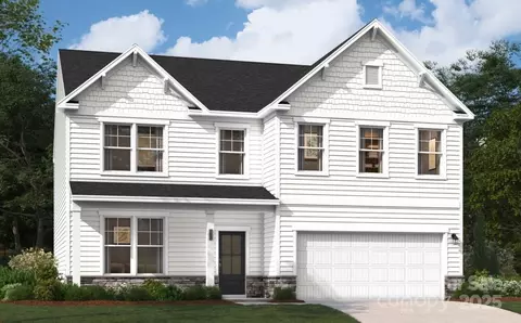 4122 Vista Pine Dr, Charlotte, NC 28215