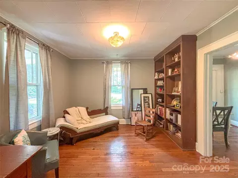 436 8th Avenue Nw Dr NW, Hickory, NC 28601 photo 5