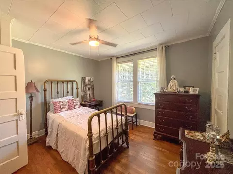 436 8th Avenue Nw Dr NW, Hickory, NC 28601 photo 9