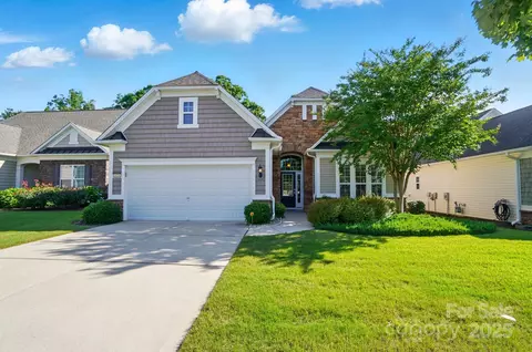 1974 Links View Dr, Fort Mill, SC 29707