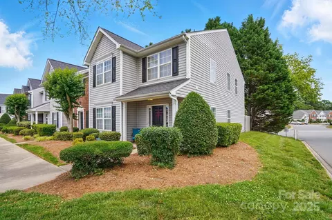 7671 Bluff Point Ln, Denver, NC 28037 photo 4