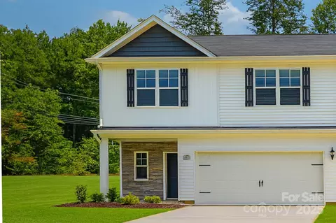 6712 W Sugar Creek Rd, Charlotte, NC 28269