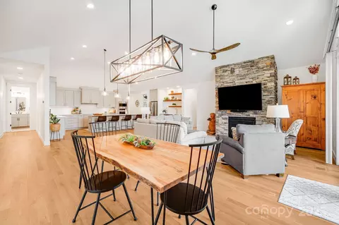 Dining - 15 Ledgestone Dr, Fairview, NC 28730 photo 3 of 3