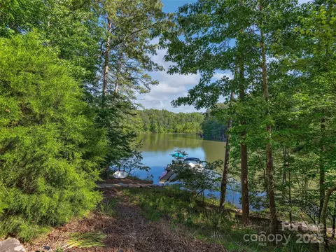 92 Island View Ct, Mill Spring, NC 28756 photo 35