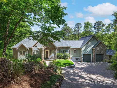 92 Island View Ct, Mill Spring, NC 28756 photo 2