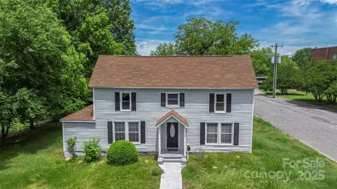 315 E Washington Ave, Bessemer City, NC 28016