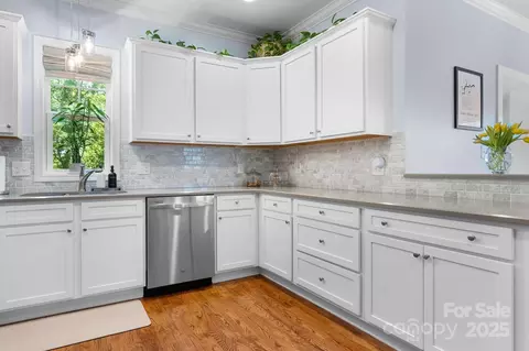 1067 33rd Avenue Ne Loop NE, Hickory, NC 28601 photo 10