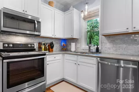 1067 33rd Avenue Ne Loop NE, Hickory, NC 28601 photo 11