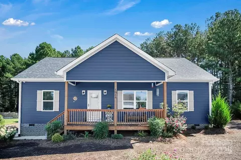 5016 Old Pine Ln, Cherryville, NC 28021