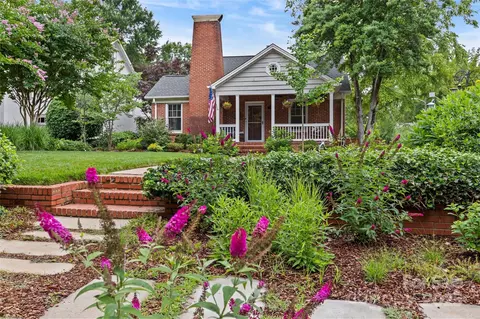 1729 Kensington Dr, Charlotte, NC 28205