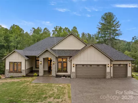184 Sunridge 17 Ave #17, Horse Shoe, NC 28742