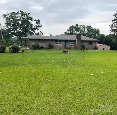 114 Aqua Dr, Forest City, NC 28043