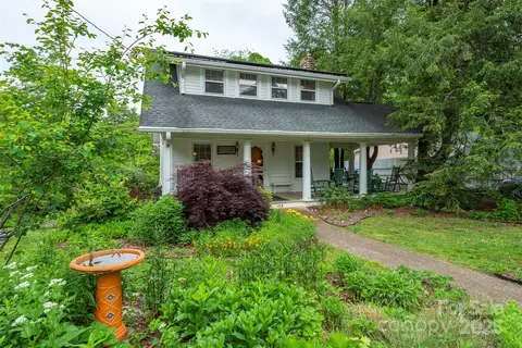 108 Connally St, Black Mountain, NC 28711