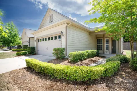 238 Cherrytree Dr, Fort Mill, SC 29715