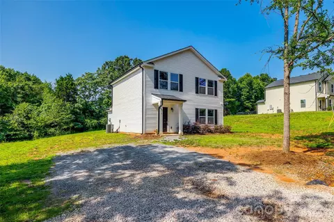 Exterior - 415 Kickapoo Ave, Gastonia, NC 28056 photo 2 of 4