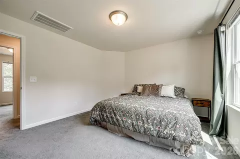 Bedroom - 415 Kickapoo Ave, Gastonia, NC 28056 photo 4 of 4