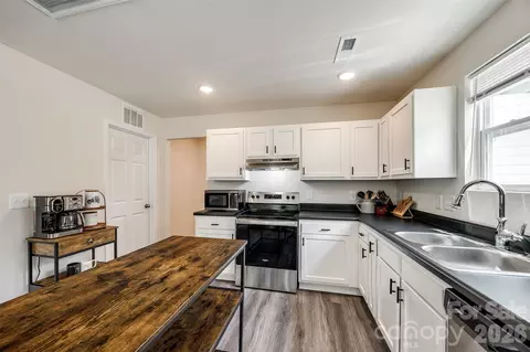 Kitchen - 415 Kickapoo Ave, Gastonia, NC 28056 photo 3 of 3