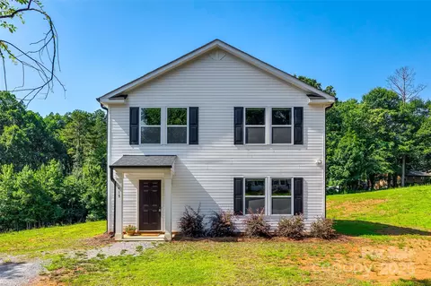 415 Kickapoo Ave, Gastonia, NC 28056
