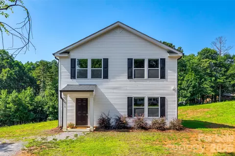 Exterior - 415 Kickapoo Ave, Gastonia, NC 28056 photo 1 of 4