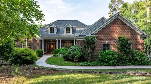 5487 Back Shore Dr, Granite Falls, NC 28630