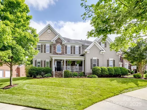 538 Fairwoods Dr, Huntersville, NC 28078