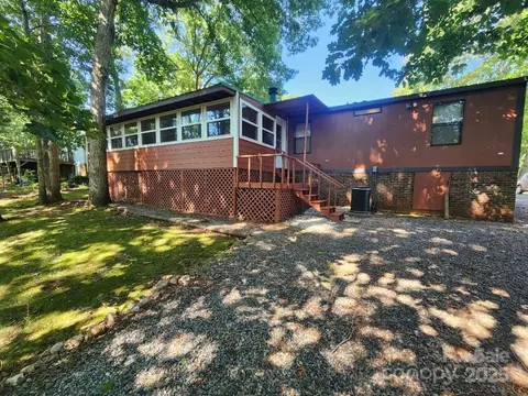 2461 Ridgecrest Dr, Stanley, NC 28164 photo 3