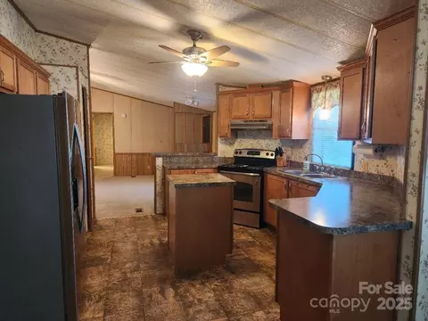 2461 Ridgecrest Dr, Stanley, NC 28164 photo 19