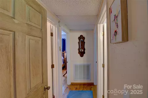 53 Chestnut Ridge Rd, Spruce Pine, NC 28777 photo 18