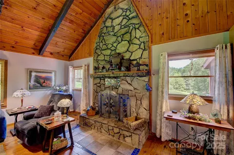 53 Chestnut Ridge Rd, Spruce Pine, NC 28777 photo 8