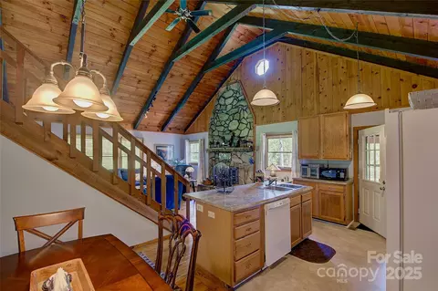 53 Chestnut Ridge Rd, Spruce Pine, NC 28777 photo 10