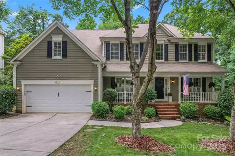 5233 Fairvista Dr, Charlotte, NC 28269